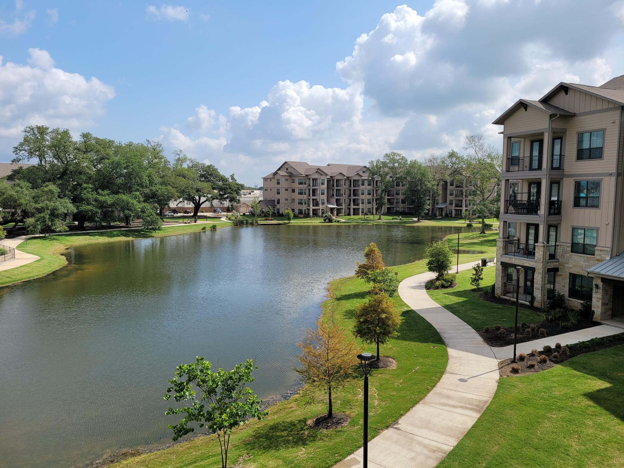 Savannah Oaks Apartments in Spring, TX